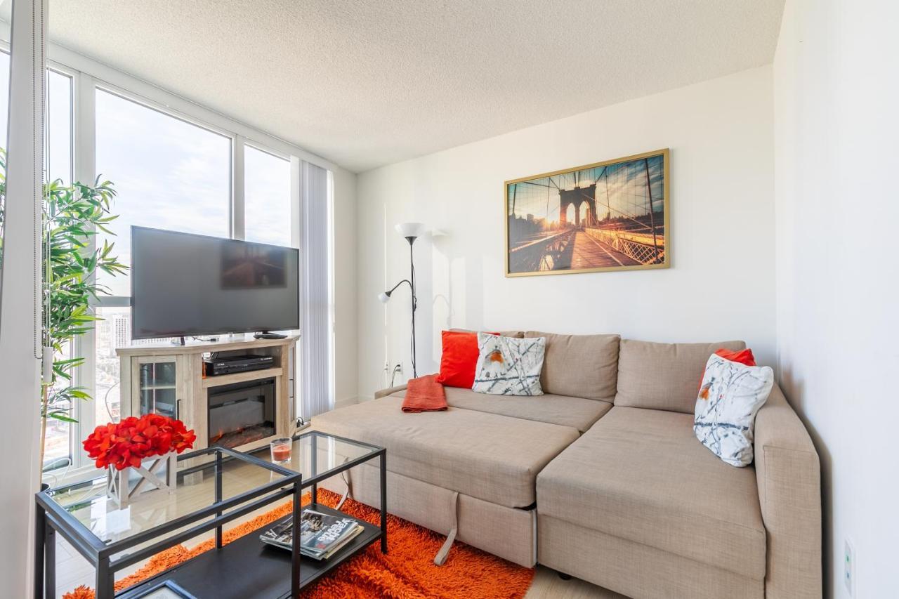 Simply Comfort. Amazing Downtown Apartments Торонто Екстериор снимка