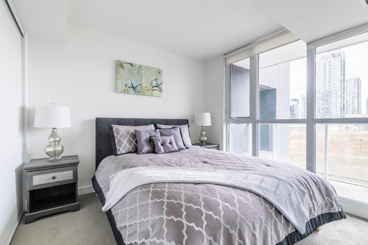 Simply Comfort. Amazing Downtown Apartments Торонто Екстериор снимка